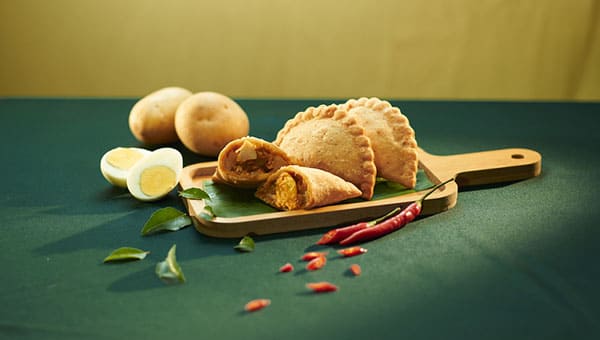 new year party, Christmas party, popular snacks, top snacks, free foods, new year eve, Kari Puff Abe Yus, curry puff, abe yus, karipap abe yus, karipap Malaysia, Karipap
